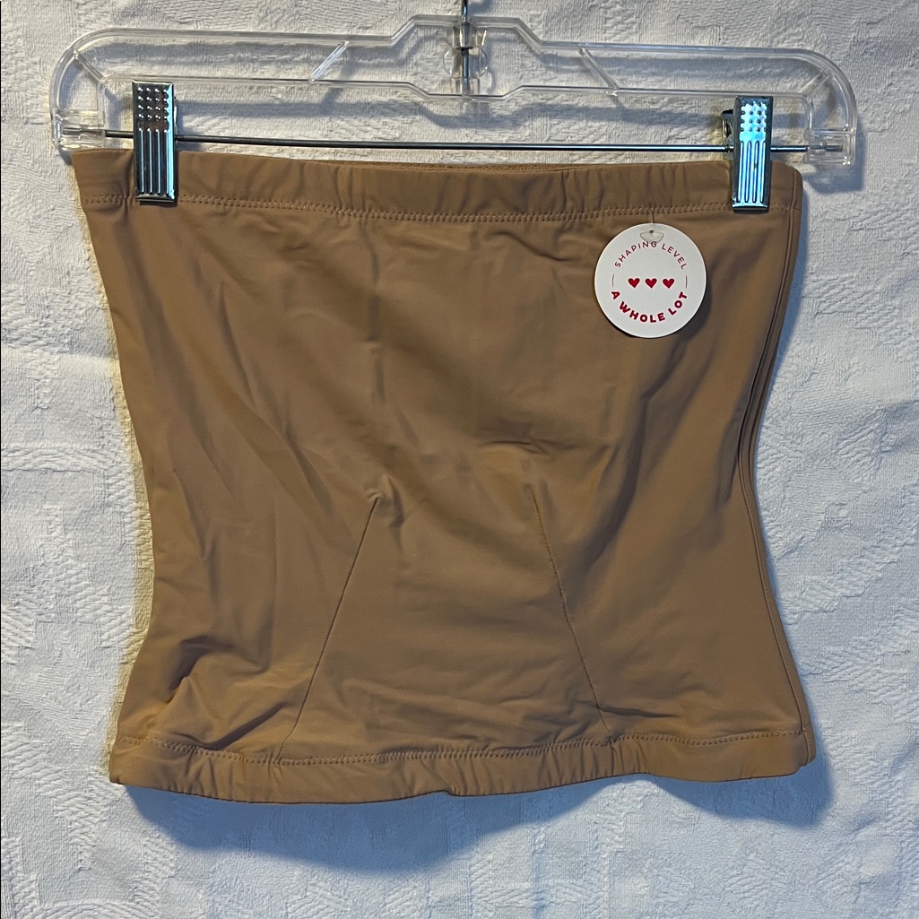 Assets By Spanx Body Shaper Size L